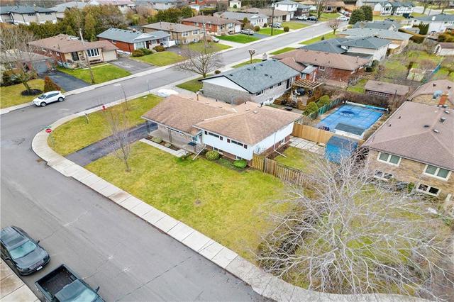 3 Glendora Court, House detached with 5 bedrooms, 2 bathrooms and 3 parking in Hamilton ON | Image 43