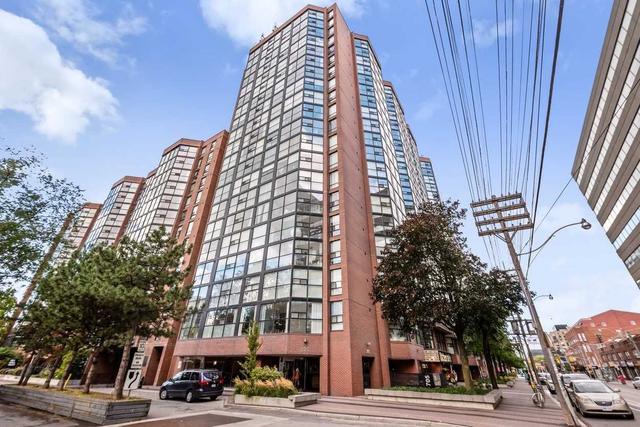 1002 - 705 King St W, Condo with 1 bedrooms, 1 bathrooms and 1 parking in Toronto ON | Image 1