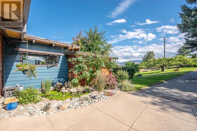101 Hyslop Drive, House detached with 4 bedrooms, 3 bathrooms and 10 parking in Okanagan Similkameen F BC | Image 58