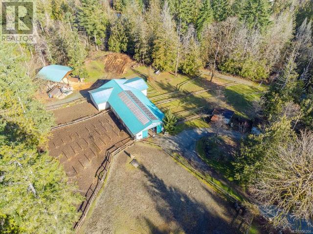 4391 Best Rd, House detached with 4 bedrooms, 2 bathrooms and 10 parking in Alberni Clayoquot F BC | Image 3