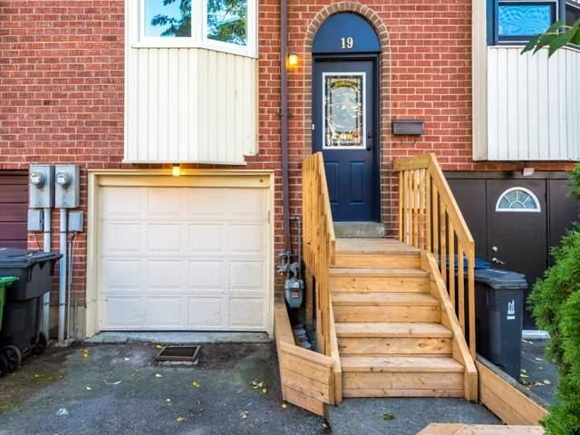 19 Sydenham St, House attached with 3 bedrooms, 3 bathrooms and 1 parking in Toronto ON | Image 1