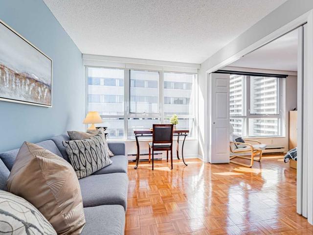 ph#5 - 360 Bloor St E, Condo with 1 bedrooms, 2 bathrooms and 1 parking in Toronto ON | Image 15