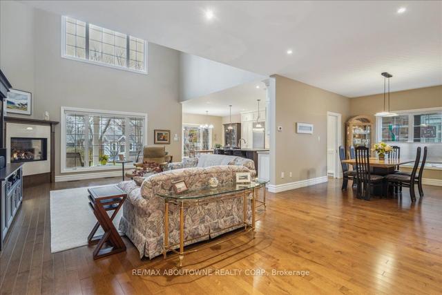298 River Side Dr, House detached with 4 bedrooms, 4 bathrooms and 6 parking in Oakville ON | Image 36