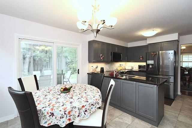 6 Tanjo Crt, House detached with 4 bedrooms, 4 bathrooms and 6 parking in Vaughan ON | Image 9