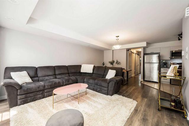 ste 210 - 2355 Sheppard Ave W, Townhouse with 2 bedrooms, 2 bathrooms and 1 parking in Toronto ON | Image 4