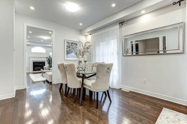 119 Maple Valley Rd, House semidetached with 4 bedrooms, 5 bathrooms and 4 parking in Vaughan ON | Image 38
