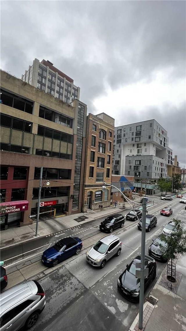 223 - 25 Richmond St E, Condo with 2 bedrooms, 2 bathrooms and 0 parking in Toronto ON | Image 21