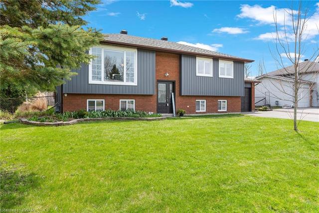 51 Albert Street E, House detached with 4 bedrooms, 2 bathrooms and 5 parking in Springwater ON | Image 2