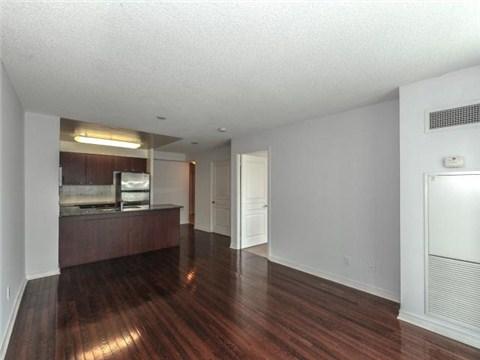 lph08 - 509 Beecroft Rd, Condo with 1 bedrooms, 1 bathrooms and 1 parking in Toronto ON | Image 2
