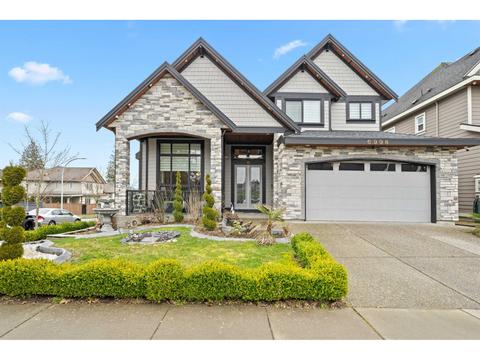 6998 149 Street, House detached with 9 bedrooms, 8 bathrooms and 4 parking in Surrey BC | Card Image