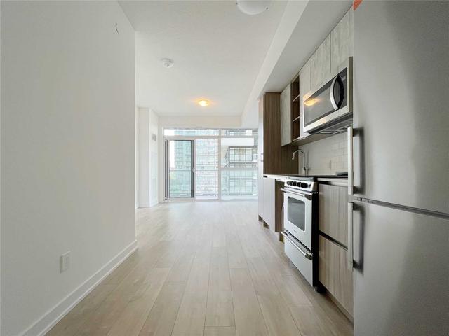 712 - 251 Manitoba St W, Condo with 1 bedrooms, 1 bathrooms and 1 parking in Toronto ON | Image 8