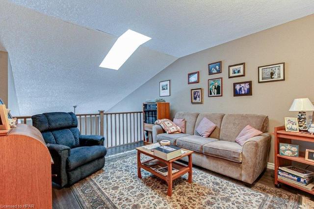 140 - 140-50 Galt Road, House attached with 2 bedrooms, 2 bathrooms and null parking in Stratford ON | Image 16