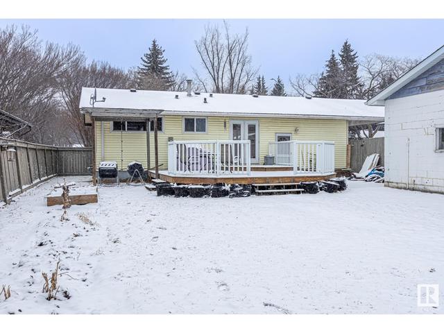35 Spruce Cr, House detached with 4 bedrooms, 2 bathrooms and 4 parking in St. Albert AB | Image 43