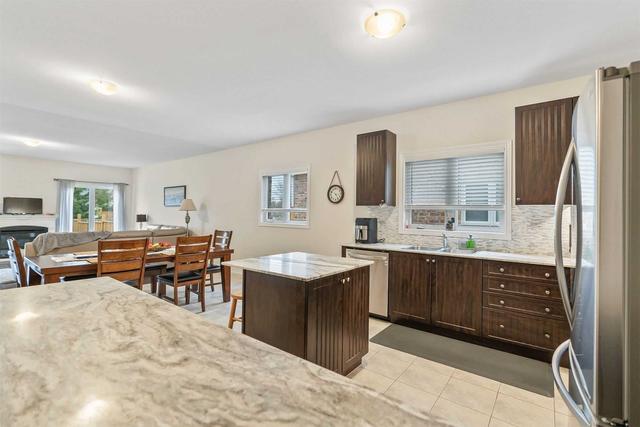 7 Pollock Ave, House detached with 3 bedrooms, 3 bathrooms and 6 parking in Brock ON | Image 5