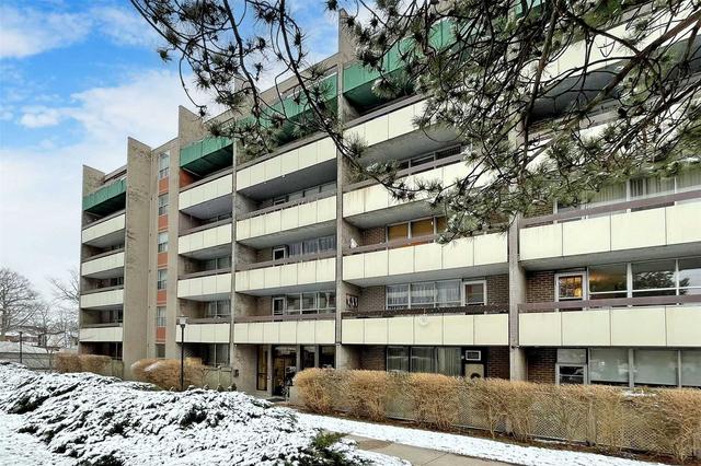 610 - 3625 Lake Shore Blvd W, Condo with 2 bedrooms, 1 bathrooms and 1 parking in Toronto ON | Image 1