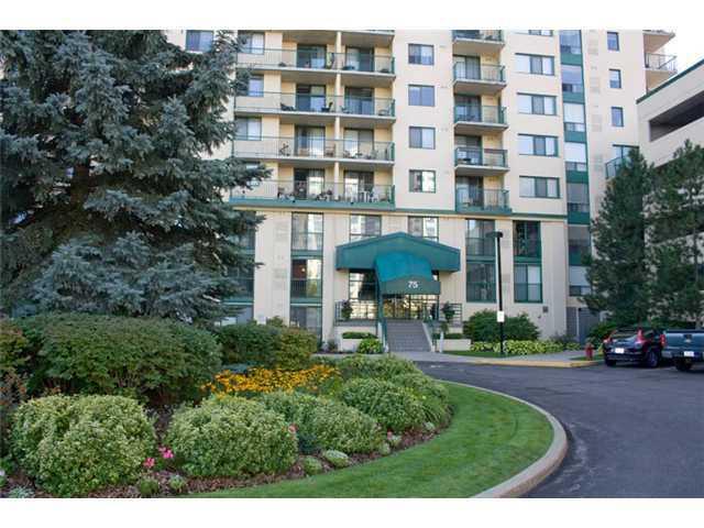 1012 - 75 Ellen St, Condo with 1 bedrooms, 1 bathrooms and null parking in Barrie ON | Image 1