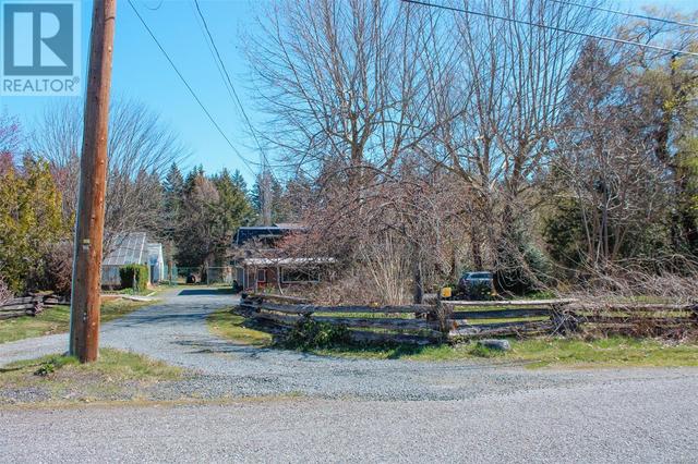 5633 Strick Rd, House detached with 6 bedrooms, 3 bathrooms and 12 parking in Alberni Clayoquot E BC | Image 77