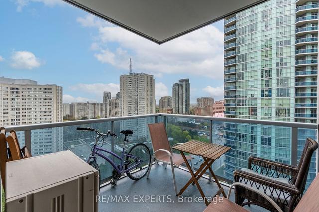 1706 - 90 Absolute Ave, Condo with 2 bedrooms, 2 bathrooms and 1 parking in Mississauga ON | Image 15