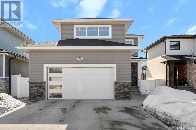 563 Bolstad Turn, House detached with 5 bedrooms, 4 bathrooms and null parking in Saskatoon SK | Image 1