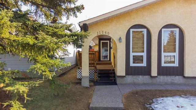 11240 Braeside Drive Sw, House detached with 3 bedrooms, 2 bathrooms and 3 parking in Calgary AB | Image 39