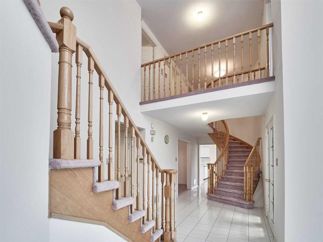 35 Westmoreland Crt, House detached with 4 bedrooms, 3 bathrooms and 6 parking in Markham ON | Image 20