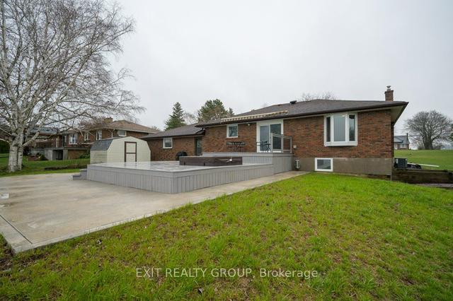 217 Massassauga Rd, House detached with 2 bedrooms, 1 bathrooms and 10 parking in Prince Edward County ON | Image 21