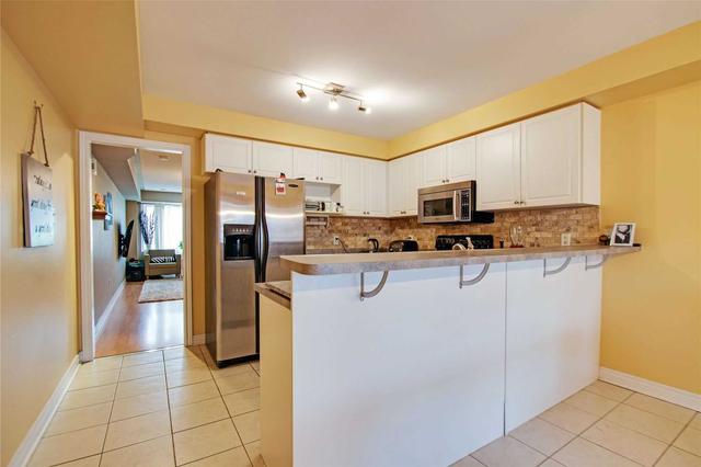 2449 Bur Oak Ave, House attached with 2 bedrooms, 3 bathrooms and 5 parking in Markham ON | Image 5