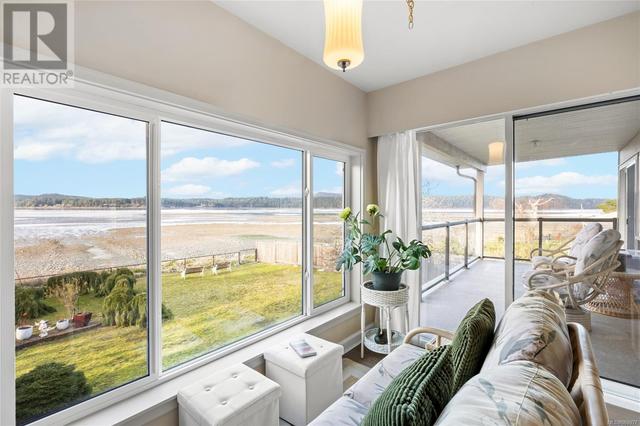 5481 Deep Bay Dr, House detached with 4 bedrooms, 5 bathrooms and 8 parking in Nanaimo H BC | Image 7