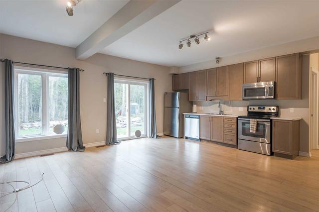 270 Riverside Dr, House detached with 5 bedrooms, 3 bathrooms and 6 parking in Kawartha Lakes ON | Image 18