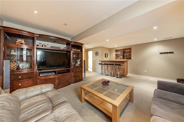 138 Garden Crescent, House detached with 3 bedrooms, 2 bathrooms and 1 parking in Hamilton ON | Image 22