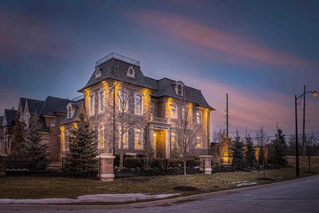 121 Annsleywood Crt, House detached with 4 bedrooms, 7 bathrooms and 9 parking in Vaughan ON | Image 12
