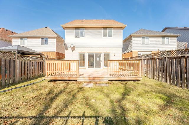72 Chrysler Cres, House detached with 3 bedrooms, 3 bathrooms and 3 parking in Cambridge ON | Image 33