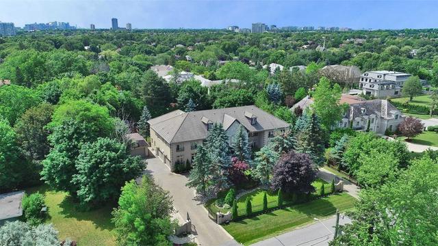 32 Thornbank Rd, House detached with 7 bedrooms, 12 bathrooms and 14 parking in Vaughan ON | Image 1