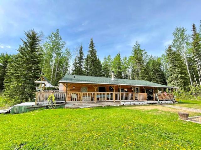 4081 Old Alaska Highway, House detached with 1 bedrooms, 1 bathrooms and null parking in Dawson Creek BC | Card Image