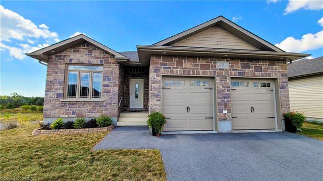 31 Creighton Drive, House detached with 5 bedrooms, 3 bathrooms and 6 parking in Loyalist ON | Image 5