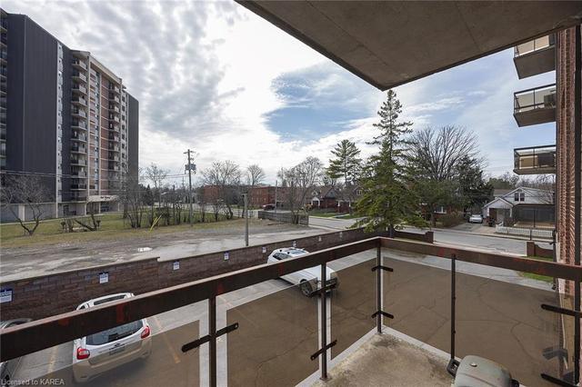 203 - 315 Regent Street, House attached with 2 bedrooms, 1 bathrooms and 1 parking in Kingston ON | Image 26