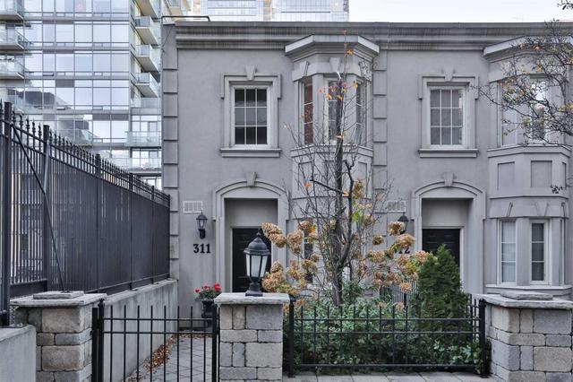 311 - 20 Collier St, Townhouse with 2 bedrooms, 2 bathrooms and 1 parking in Toronto ON | Image 12