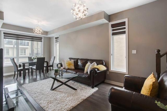 13 - 9621 Jane St, Townhouse with 2 bedrooms, 2 bathrooms and 1 parking in Vaughan ON | Image 5