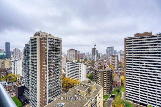 2101 - 45 Charles St E, Condo with 1 bedrooms, 1 bathrooms and 1 parking in Toronto ON | Image 5