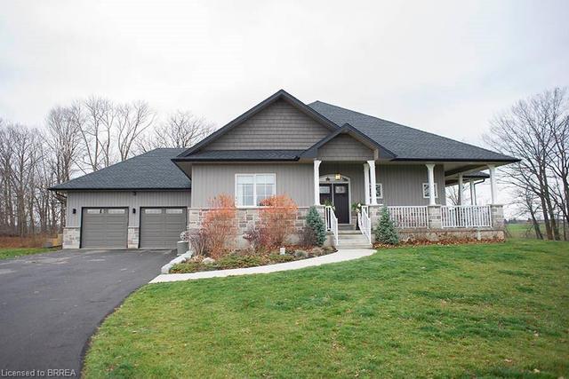 1 Brant Mill Road, House detached with 4 bedrooms, 2 bathrooms and null parking in Brant ON | Image 1