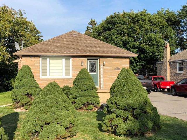 655 Rougemount Dr, House detached with 3 bedrooms, 2 bathrooms and 8 parking in Pickering ON | Image 23