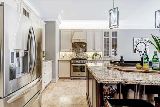 20 Magpie Cres, House detached with 4 bedrooms, 4 bathrooms and 4 parking in Vaughan ON | Image 6