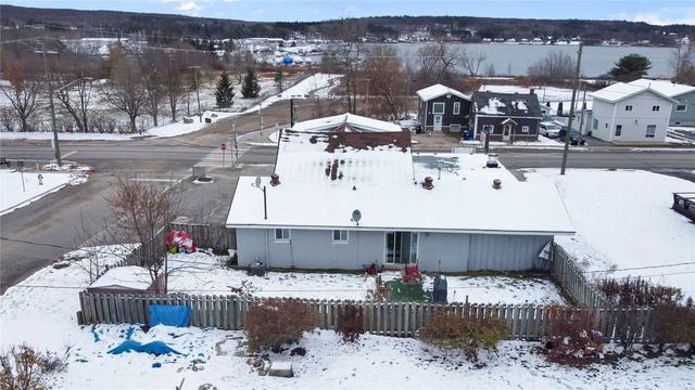 106 Robert St W, House detached with 3 bedrooms, 2 bathrooms and 8 parking in Penetanguishene ON | Image 37