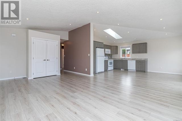 41 - 7586 Tetayut Rd, House other with 2 bedrooms, 1 bathrooms and 2 parking in East Saanich 2 BC | Image 13