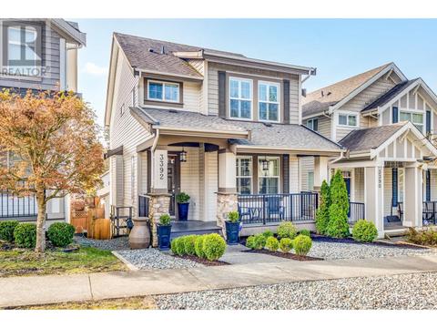 3392 Darwin Avenue, House detached with 4 bedrooms, 4 bathrooms and 2 parking in Coquitlam BC | Card Image