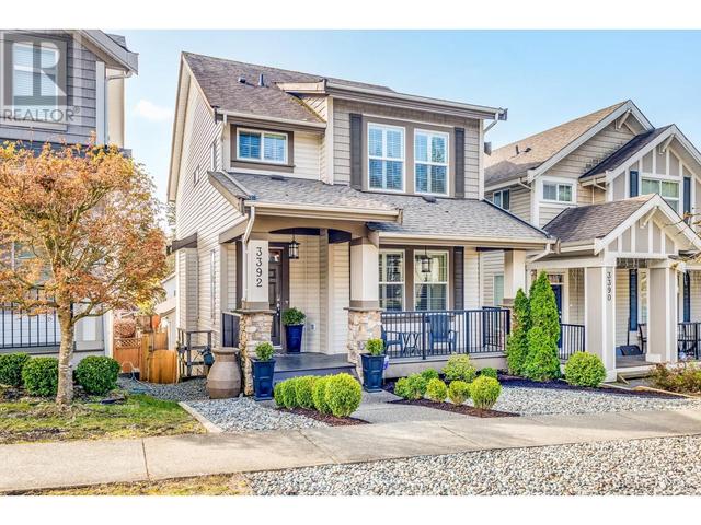 3392 Darwin Avenue, House detached with 4 bedrooms, 4 bathrooms and 2 parking in Coquitlam BC | Image 1