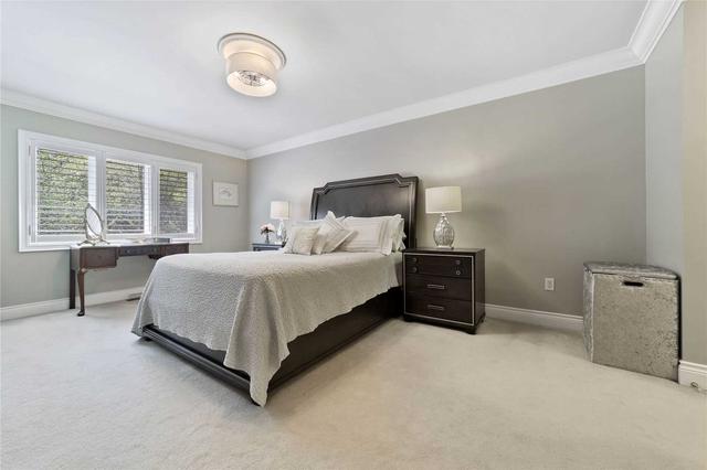 120 Westbury Crt, House attached with 4 bedrooms, 4 bathrooms and 6 parking in Richmond Hill ON | Image 13
