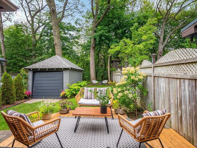 20 Balsam Rd, House detached with 3 bedrooms, 2 bathrooms and 2 parking in Toronto ON | Image 25