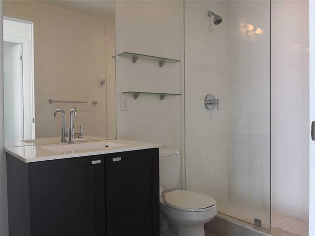 502 - 105 The Queensway, Condo with 2 bedrooms, 2 bathrooms and 1 parking in Toronto ON | Image 3