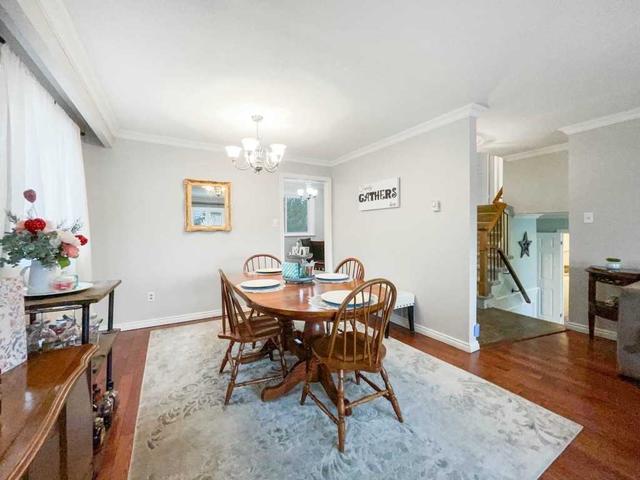 817 Exeter St, House detached with 4 bedrooms, 3 bathrooms and 4 parking in Oshawa ON | Image 16